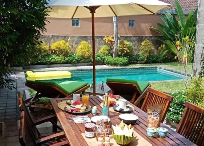 فيلة 2 Bedrooms In *